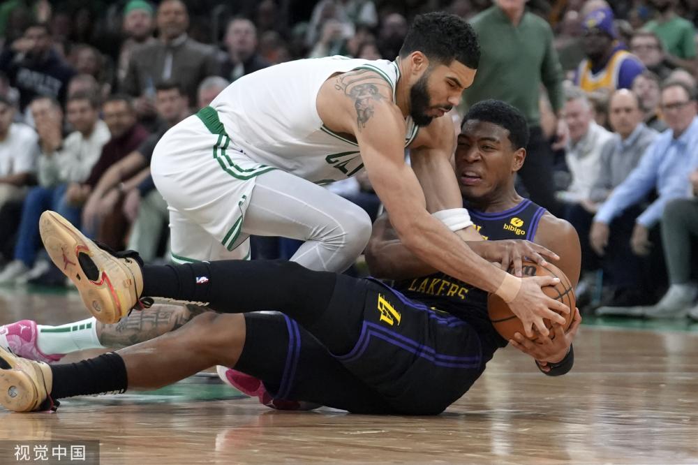 在密集赛程 在密集赛程